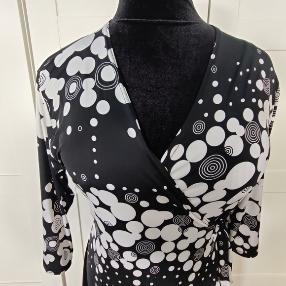 Polka Dot Wrap Dress Size 16 - Picture 2 of 4